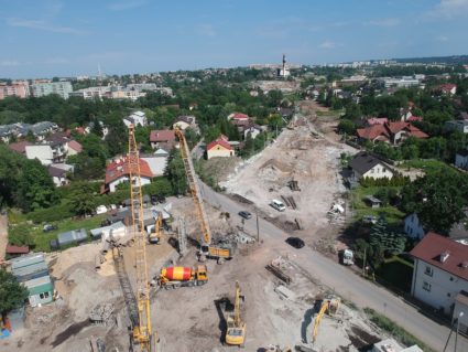 Budowa w rejonie ul. Zbrojarzy